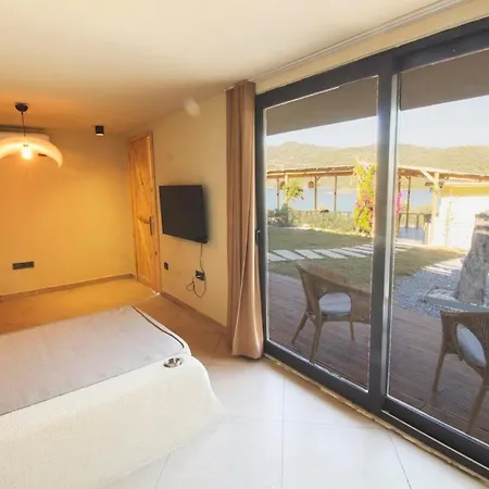 Charming Boutique With Garden Hotel Bogazici